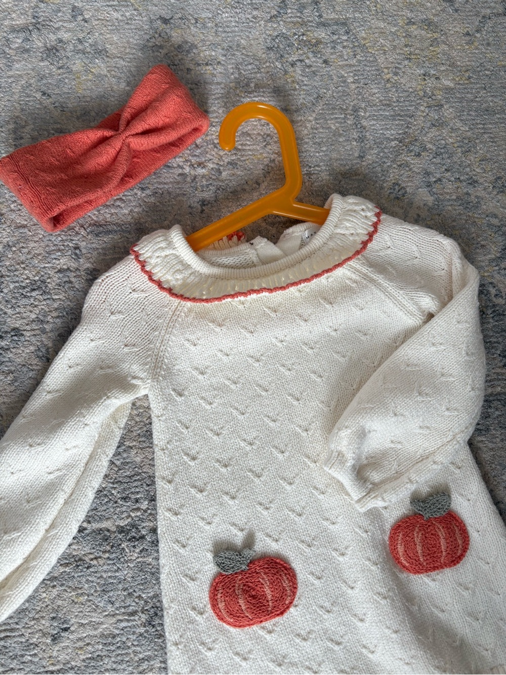 Max Studio White Knit Sweater with Coral Pumpkin Appliqués